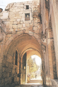 http://www.foraqsa.com/library/images/aqsa/landmarks/gates/hitta_outside2.jpg